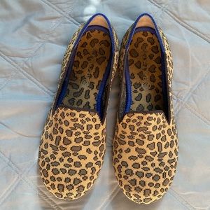 Rothy’s youth size 4Y cheetah print loaf